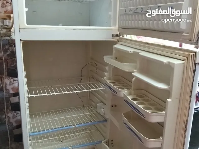 مجموعة اغراض بيت مستعملة