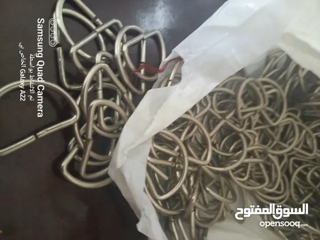 لازم خياطه ولوازم شنط جديده للبيع