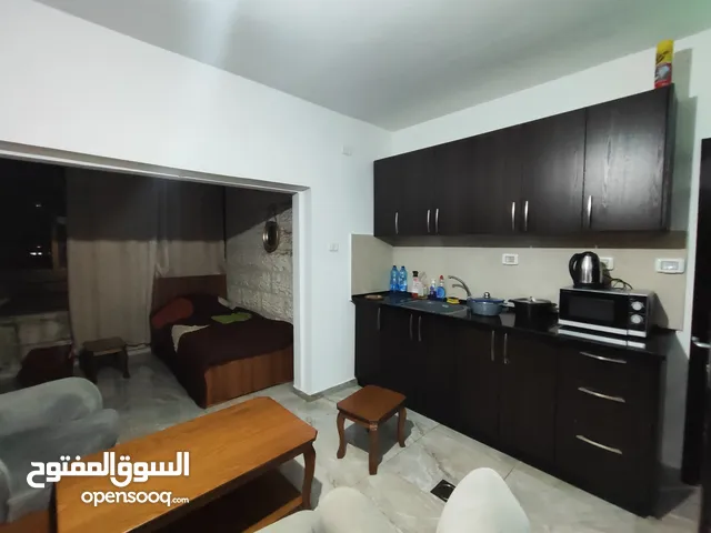 40 m2 Studio Apartments for Rent in Ramallah and Al-Bireh Al Quds