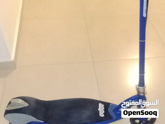 سكوتر كهرباء 12 فولت Razor