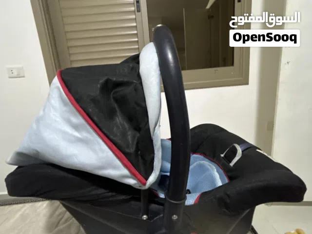كوت حامل أطفال