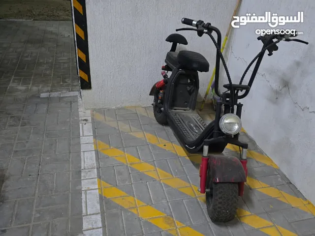 سكوتر مني هارلي بطارية (576wh)48V12Ah و اقصى سرعه (80km) و أشارت خلفية مين و يسار و فلاش امامي