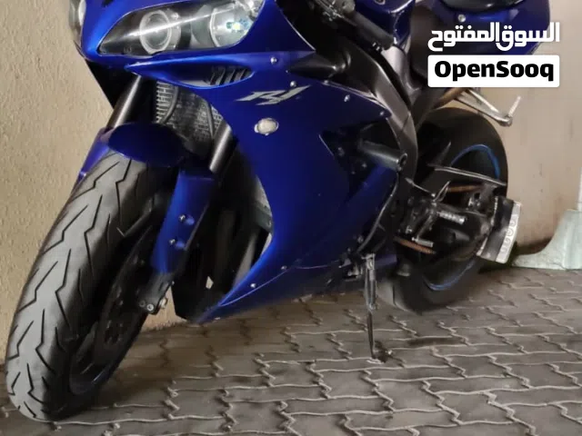 2004 ياماها YZF-R1