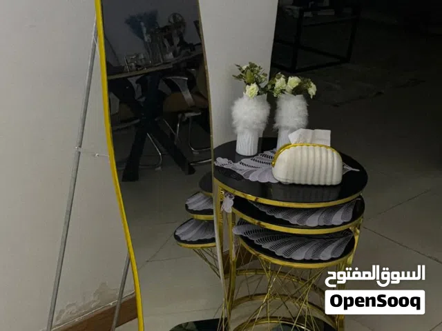 طبلات اسود وذهبي