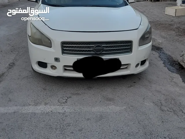 Nissan Maxima 2011