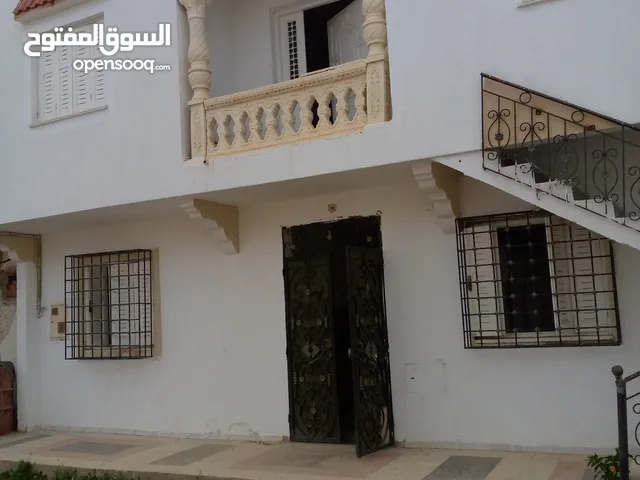 100m2 More than 6 bedrooms Townhouse for Sale in La Manouba Other