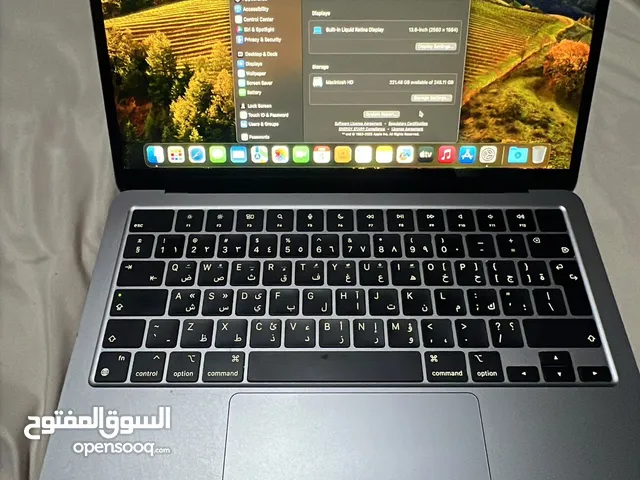 MacBook Air M2 model 2022 8GB RAM 265SSD نظيف جداً