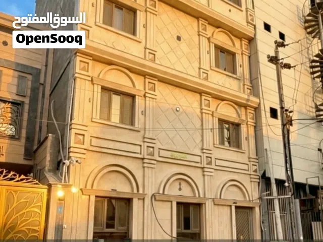 بناية للبيع في بريهة