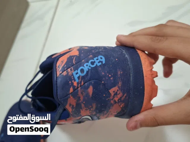 حذاء كرة ممتاز