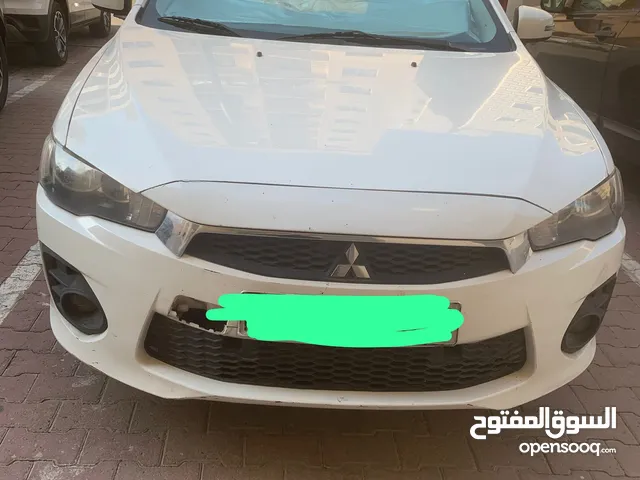 ميتسوبيشي لانسر قرش 2017 حالة ممتازة 2000 سي سي عداد 184 الف جاهزة بيمة حتي شهر 7 جاهزة للاستخدام