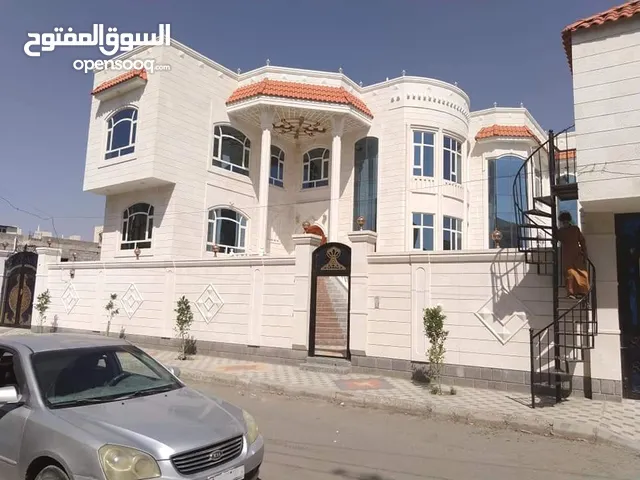 444m2 More than 6 bedrooms Villa for Sale in Sana'a Bayt Baws