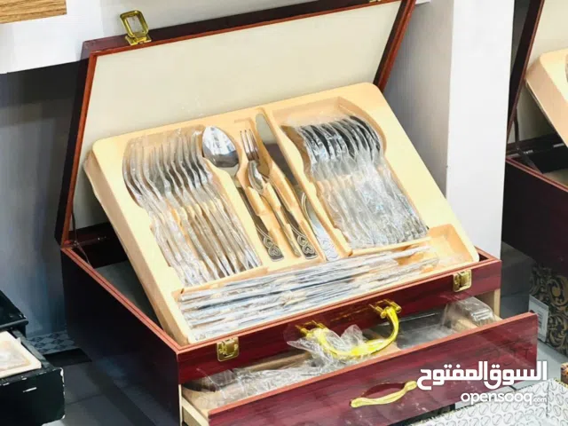 طقم ملاعق وشوك وسكاكين فاخر