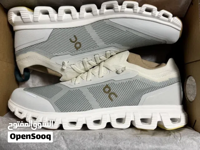 EU 42 - On Running Cloud 6 Versa Trainers SPIRULINA ICE [GENUINE]