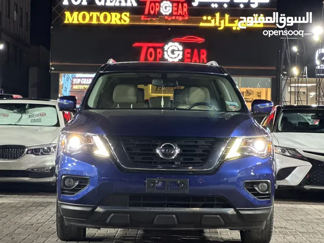 Used Nissan Pathfinder in Muscat