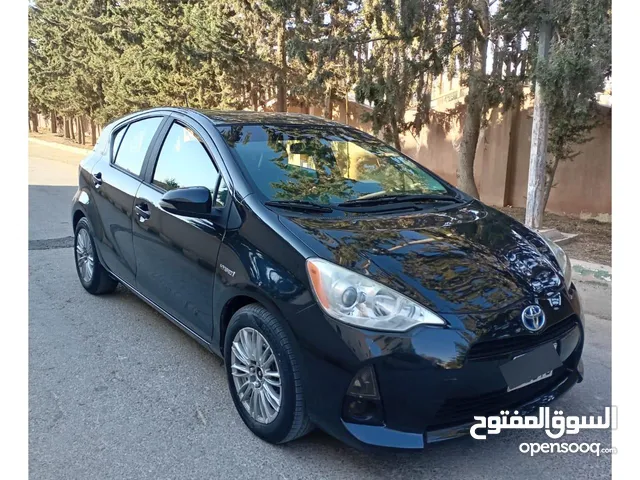 تويوتا بريوس C موديل 2013 بحالة الوكالة