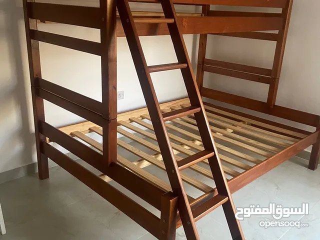 للبيع سرير دورين بحالة جيدة استعمال خفيف نفر ونص x نفر