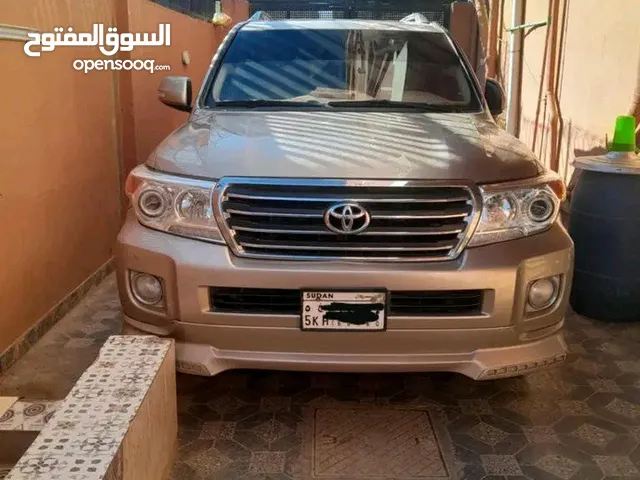 لاندكروزر GXR 2015