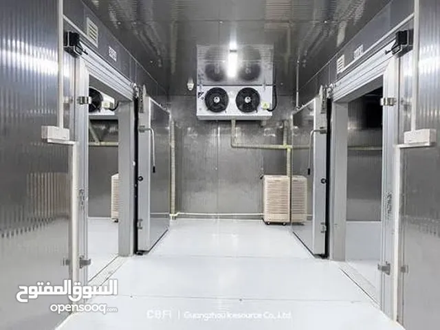مستودع مع غرف تبريد للايجار