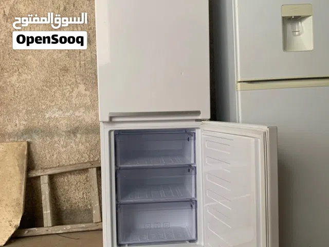 تلاجه استعمال نظيف