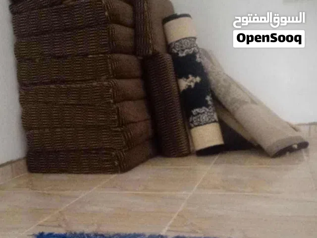 صالون ارضي نوع قديم