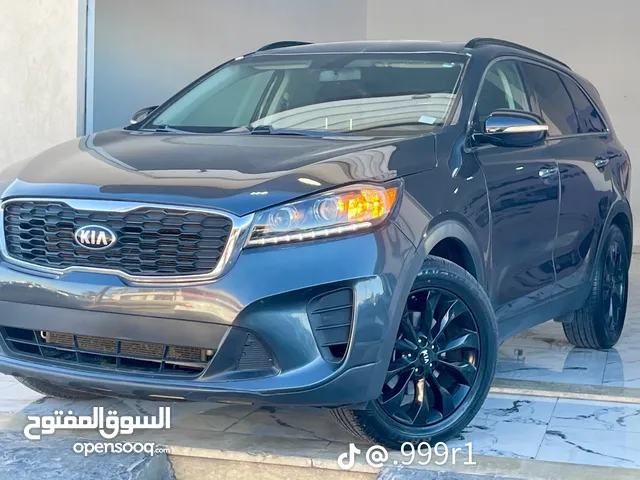 Used Kia Sorento in Sirte