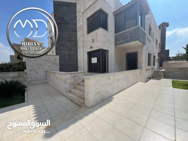 270 m2 4 Bedrooms Villa for Sale in Amman Khalda