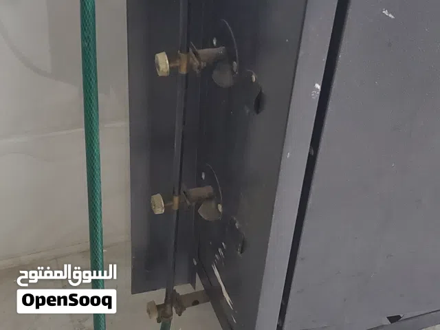 فرن للمخبوزات مستعمل +فرادة ايطالي اصلي جديده