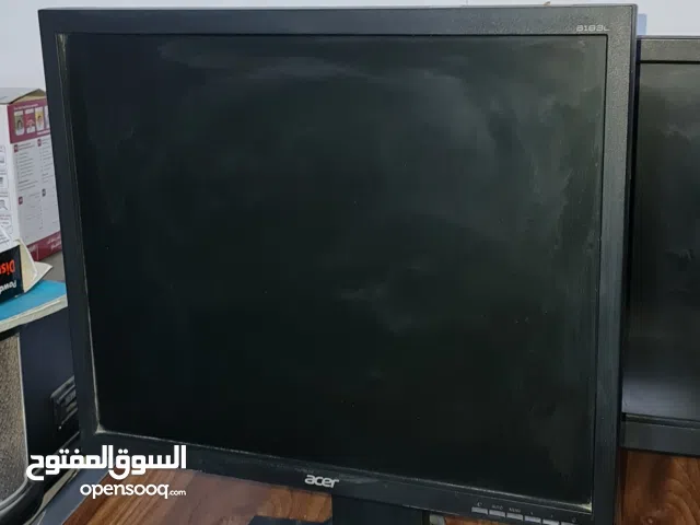 شاشة Acer  جودة العرض full hd  و 60 إلى 75 fps  موجود مدخل VGA او تحويل HDMI  تنفع شاشة ثانوية