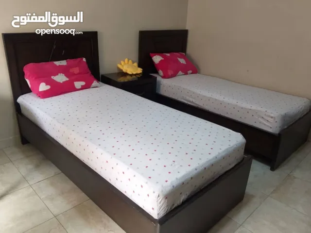 غرفة نوم شباب للبيع