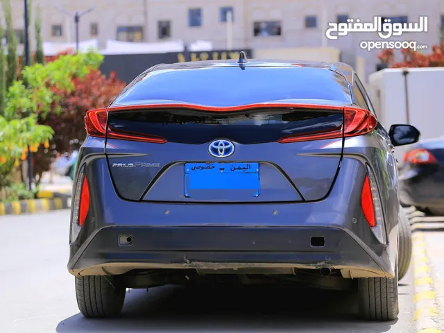 New Toyota Prius in Sana'a