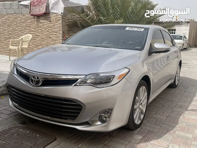 Used Toyota Avalon in Sharjah