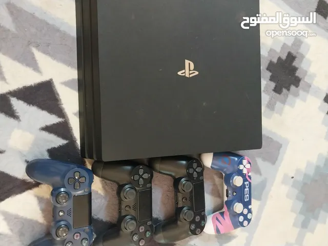 للبيع بلاستيشن 4برو