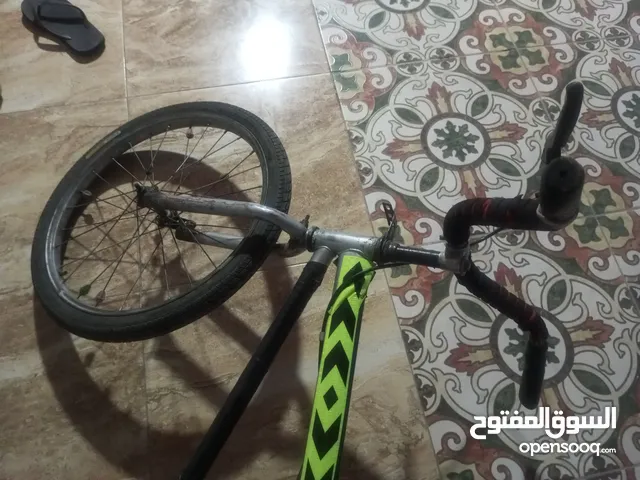 بسكليت مستعمل جنط 20 ممتاز بسعر الحرق مناسب لعمر 10 سنوات واكثر