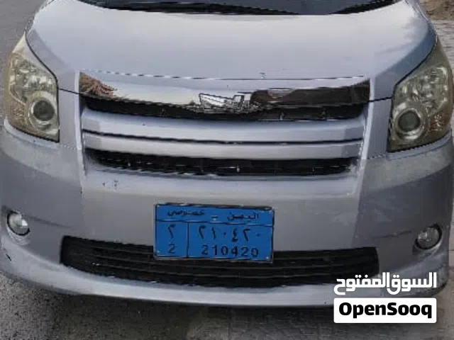 2010 Toyota Voxy Standard
