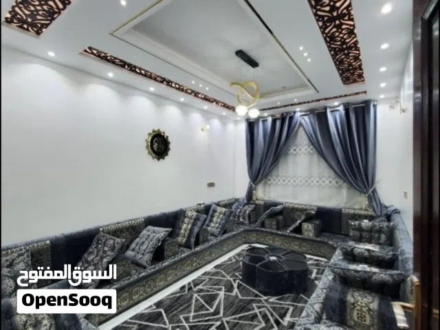 180 m2 4 Bedrooms Apartments for Rent in Sana'a Bayt Baws
