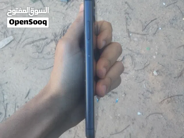 ايفون 11 نضيف مش مفتوح