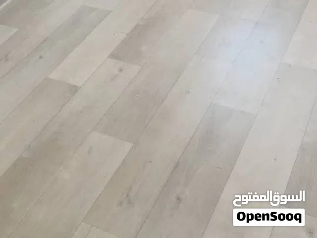 باركي 4في4 نظيف جدا  السعر 30 الف في 27 مايو  الحجز بعربون