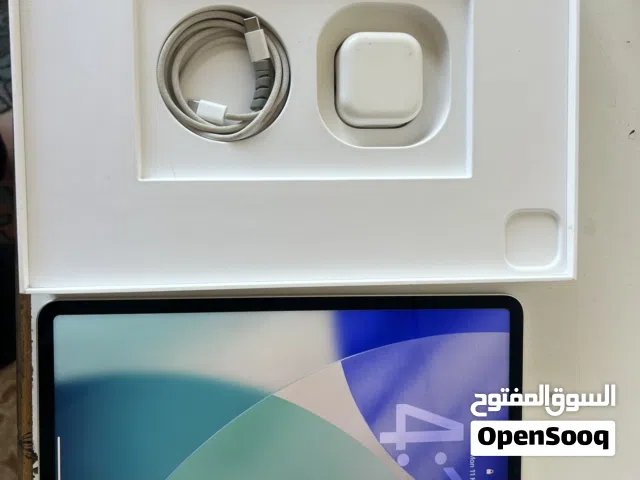 ايباد برو 12.9 انش 256ج استعمال سنتين لكن بحالته جديد