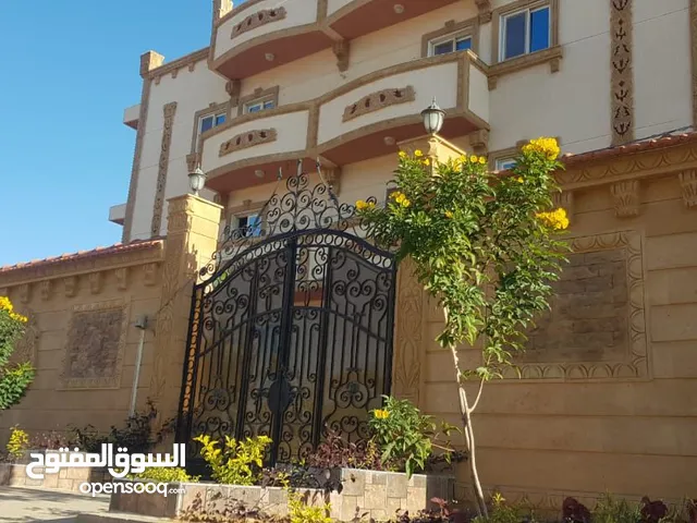 230 m2 More than 6 bedrooms Villa for Sale in Alexandria Borg al-Arab