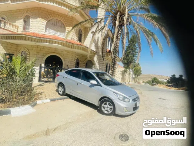 2016 هيونداي اكسنت Limited