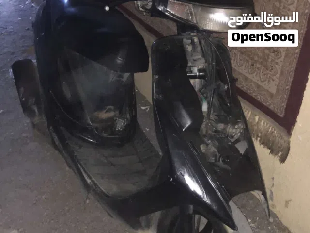 الراجل ما تحتمل شي تشتغل من أول نظره