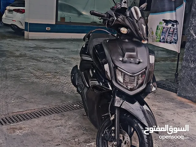 Yamaha FZ6R 2023 in Tripoli