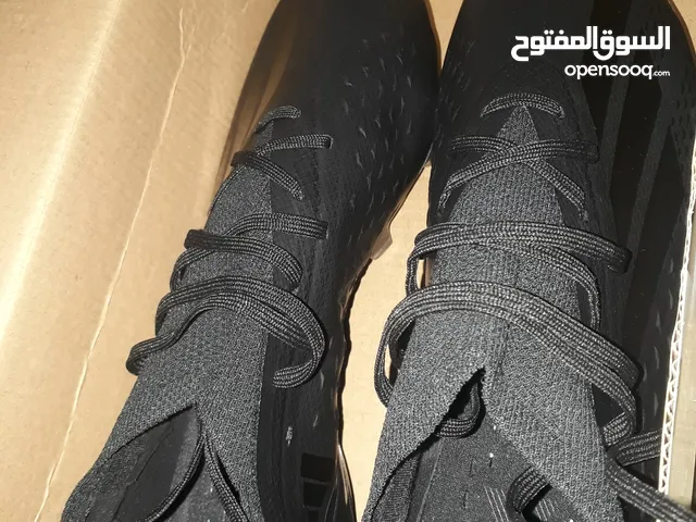 45 Sport Shoes in Tripoli