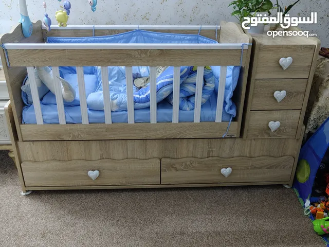 سرير طفل تركي