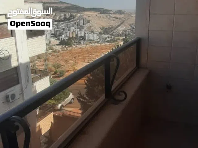 شقة فاخرة للايجار مساحة كبيرة + اطلالة