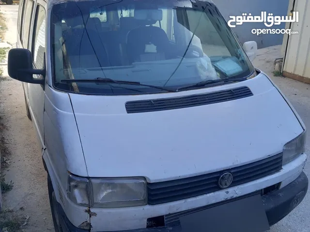 Used Volkswagen Transporter in Qalqilya