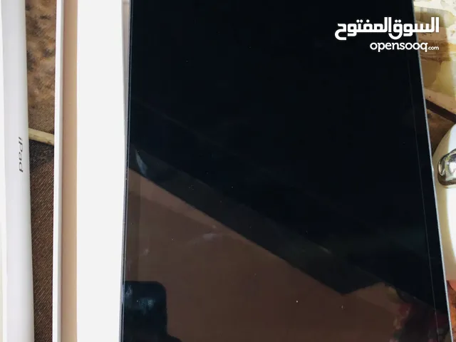 ايباد 9 ذاكرة 64 مستعمل قليل كلش ونضيف كلش