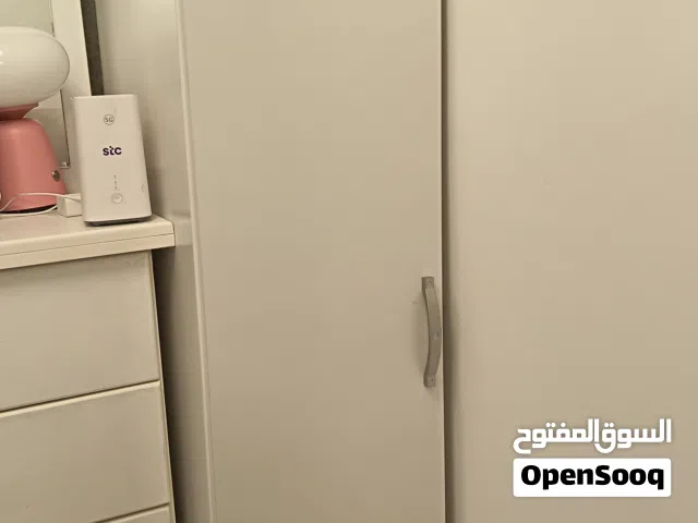خزانة ملابس (كبت)