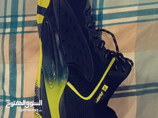 40 Sport Shoes in Kuwait City