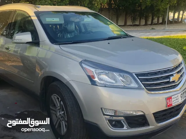 L SUV إعلان بيع سيارة شيفروليه ترافيرس 2017 7 مقاعد LT